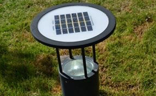 别墅庭院氛围营造：巴里坤草坪灯选型与布光技巧