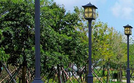 太阳能巴里坤庭院灯价格为何差三倍?关键看这几点 太阳能巴里坤庭院灯价格为何差三倍?关键看这几点